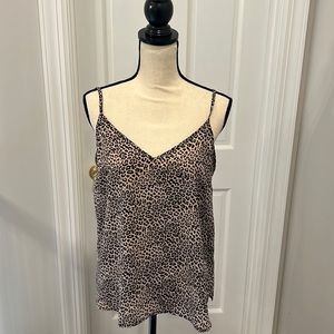 Like new Evereve Allison Joy cheetah print cami in size medium